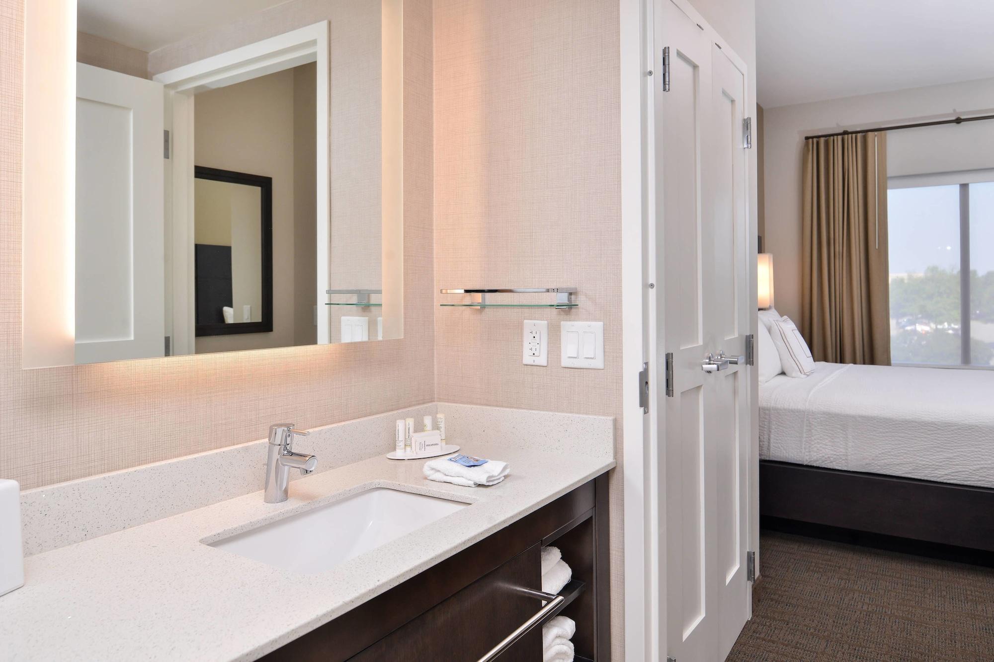 Residence Inn By Marriott Charlotte Northlake Extérieur photo