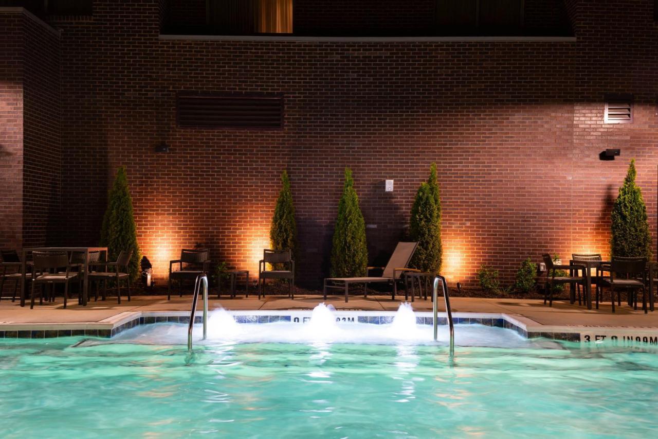 Residence Inn By Marriott Charlotte Northlake Extérieur photo